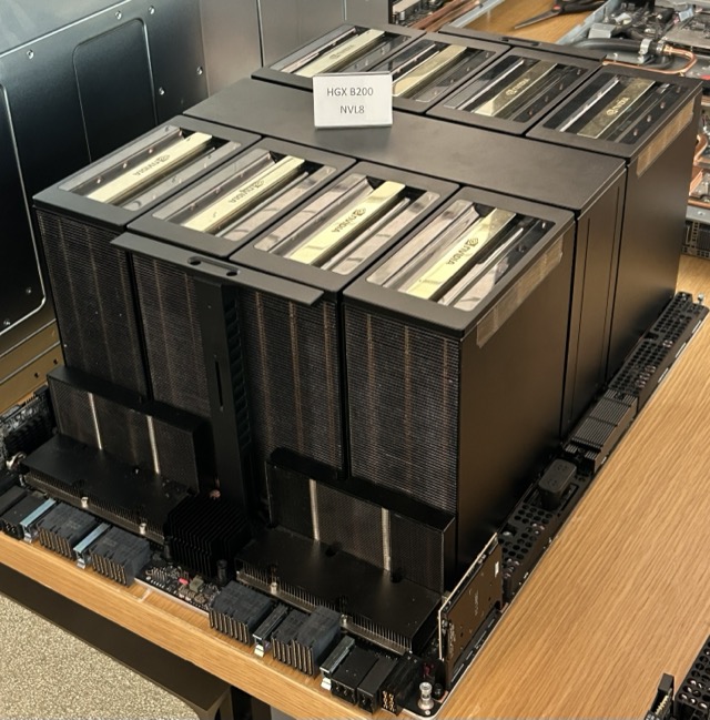 NVIDIA DGX B200